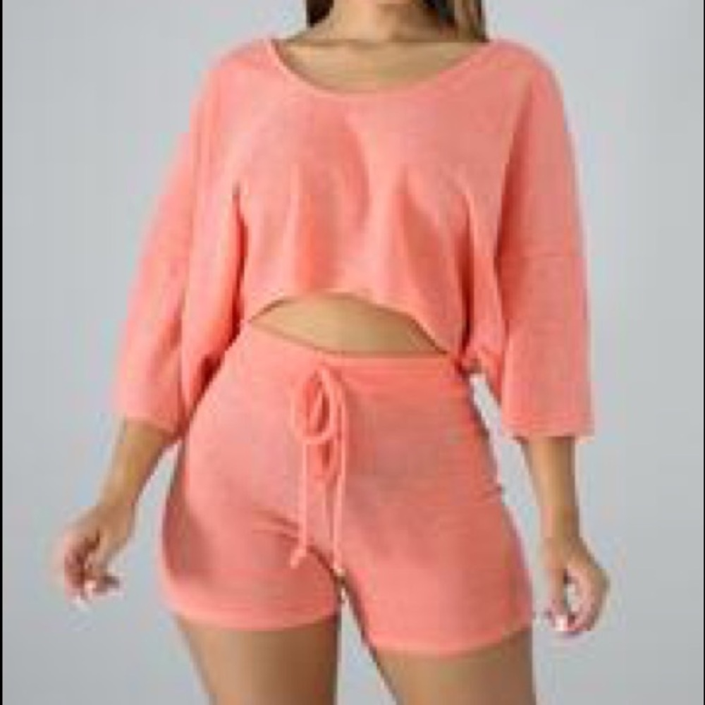 New!  Coral  peach short set,
